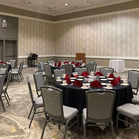 Hotel Doubletree By Hilton Tucson-Reid Park Zewnętrze zdjęcie