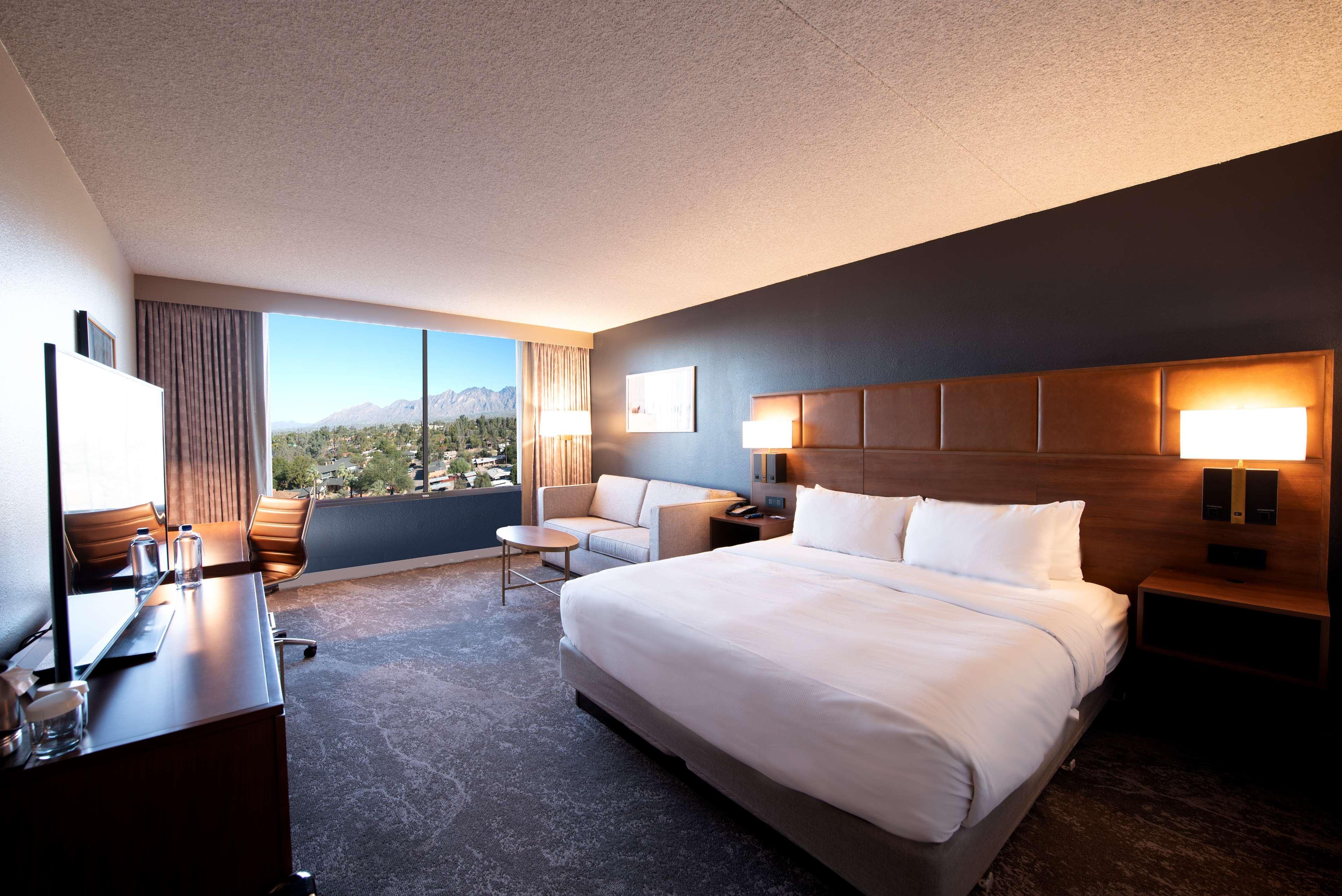 Hotel Doubletree By Hilton Tucson-Reid Park Zewnętrze zdjęcie